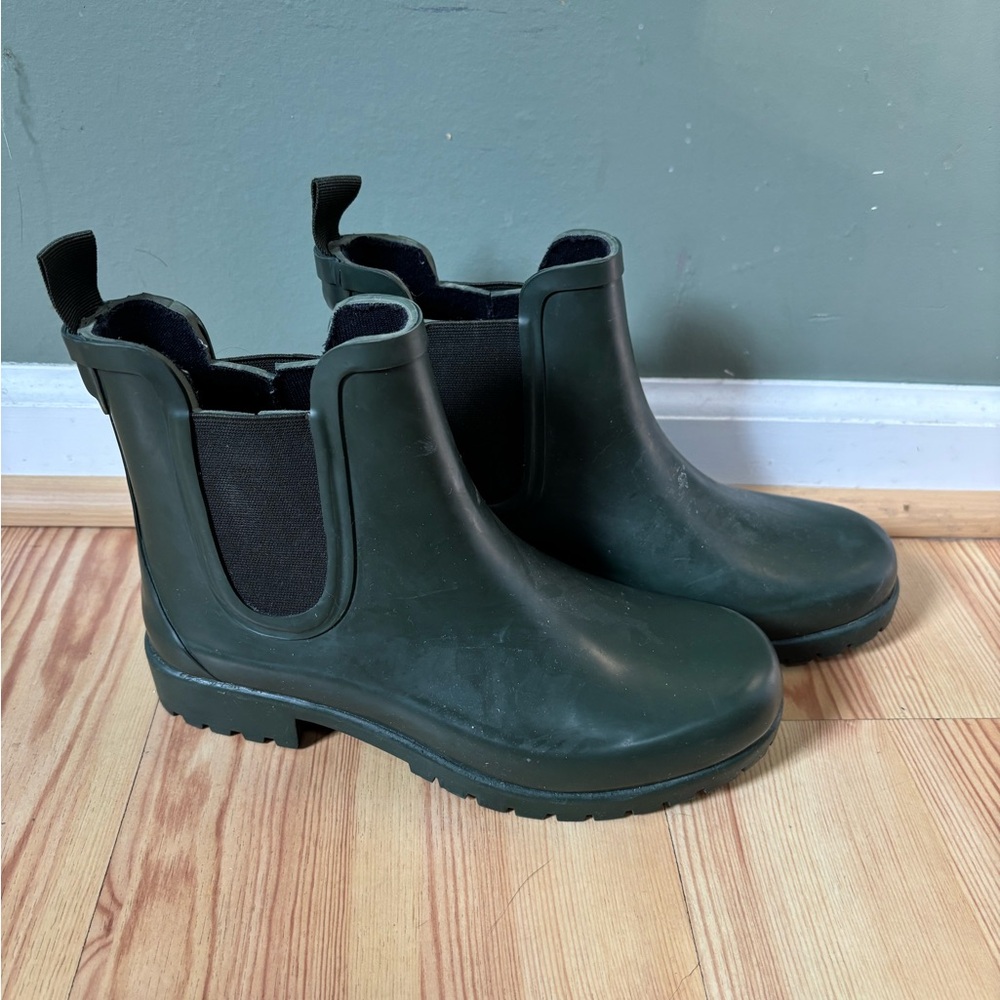 Women's Green Chelsea Boots